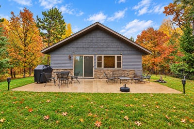 /international/us/6141-bourbon-lane-pequot-lakes-mn-110120770746/