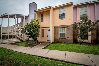 /international/us/6702-everhart-corpus-christi-tx-110108571570/