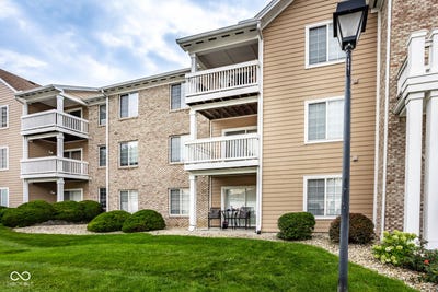 /international/us/6525-emerald-hill-court-indianapolis-in-110119617526/