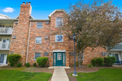 /international/us/4404-w-shamrock-lane-mchenry-il-110108165762/