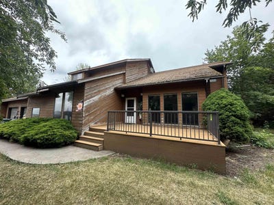 /international/us/811-florence-avenue-craigmont-id-110100767346/