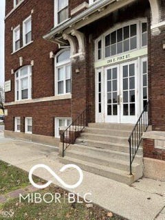/international/us/201-e-pike-street-crawfordsville-in-110107511909/