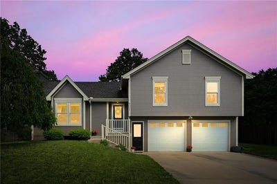 /international/us/905-oak-ridge-kearney-mo-110107870179/