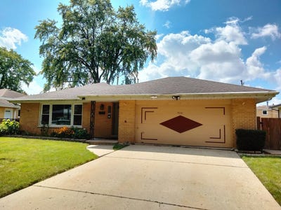 /international/us/904-s-edward-street-mount-prospect-il-110107998869/