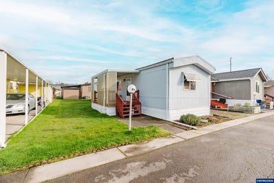 /international/us/2901-e-2nd-96-st-newberg-or-110106212142/