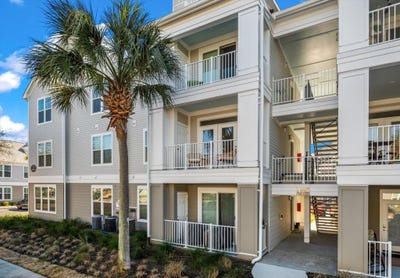 /international/us/130-river-landing-drive-daniel-island-sc-110105726464/