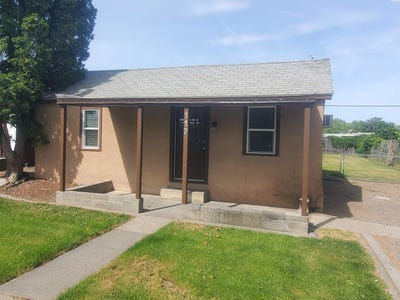 /international/us/117-n-yost-kennewick-wa-110108352258/