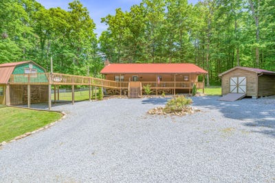 /international/us/3394-laurelwood-road-cosby-tn-110110230667/