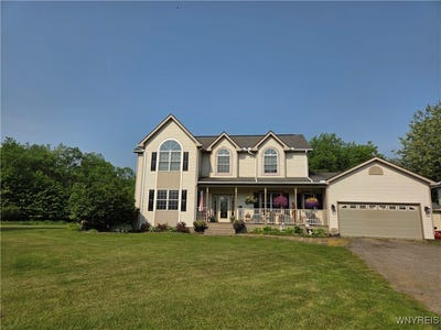 /international/us/4501-courtney-highland-drive-great-valley-ny-110099398775/