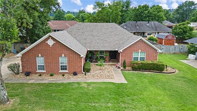 /international/us/908-deerfield-court-russellville-ar-110108257876/