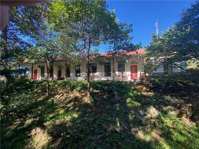 /international/us/321-nw-1071st-road-centerview-mo-110109697583/