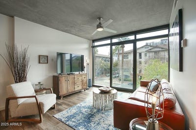 /international/us/100-w-portland-street-phoenix-az-110108546471/