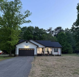 /international/us/418-old-state-highway-8-dunlap-tn-110107570566/