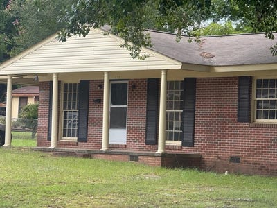 /international/us/512-holly-dr-eufaula-al-110101154000/