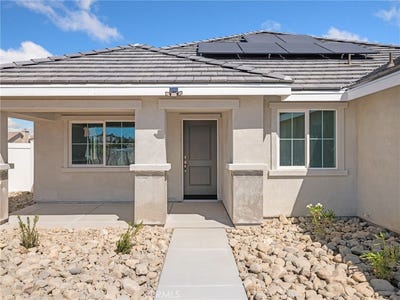 /international/us/11785-sebastian-drive-adelanto-ca-110108359915/
