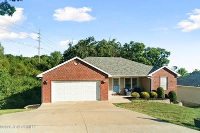 /international/us/2414-hartford-drive-jefferson-city-mo-110110277494/