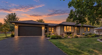 /international/us/1619-constance-drive-e-golden-valley-mn-110110193656/