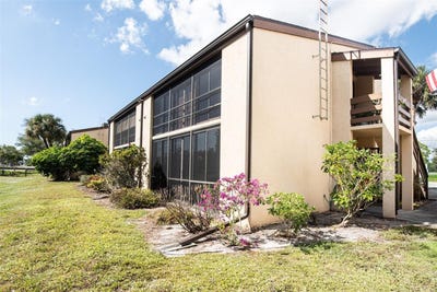 /international/us/15-quails-run-boulevard-englewood-fl-110103649935/