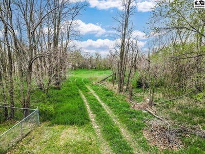/international/us/3206-rowland-st-hutchinson-ks-110098486137/