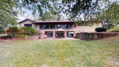 /international/us/647-spangler-street-willard-oh-110106177405/