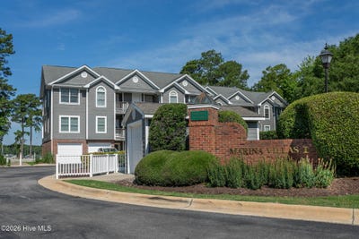 /international/us/419-albemarle-boulevard-hertford-nc-110108426723/