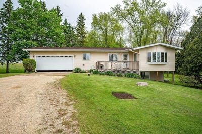 /international/us/n5138-270th-street-elmwood-wi-110108383393/