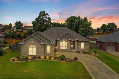 /international/us/9316-wooded-acres-cir-sherwood-ar-110108280007/