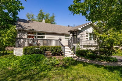 /international/us/4624-lee-avenue-downers-grove-il-110107281730/