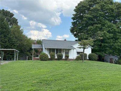 /international/us/705-hardeman-street-thomasville-nc-110101222595/