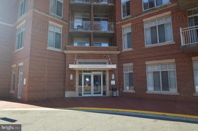 /international/us/4490-market-commons-dr-412-fairfax-va-110107762770/