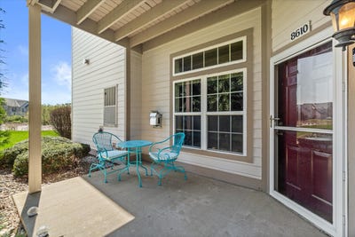 /international/us/8610-s-roxbury-way-oak-creek-wi-110107716688/