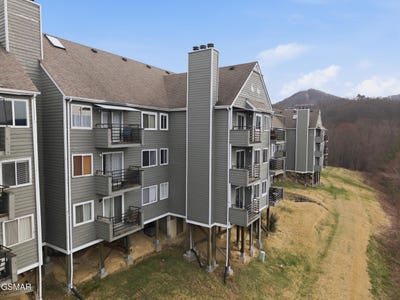 /international/us/1260-ski-view-drive-gatlinburg-tn-110106588642/