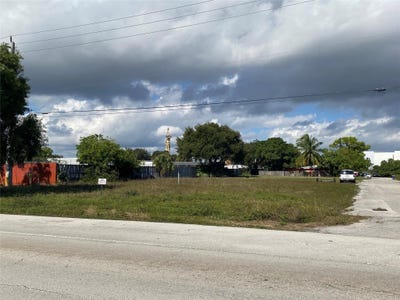 /international/us/nw-19-19-avenue-pompano-beach-fl-110107346700/