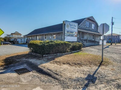 /international/us/625-s-anderson-boulevard-topsail-beach-nc-110098193194/