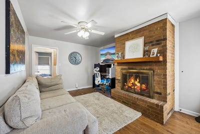 /international/us/1004-cordell-street-denton-tx-110106757799/
