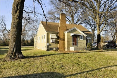 /international/us/123-e-atkinson-avenue-pittsburg-ks-110106767811/