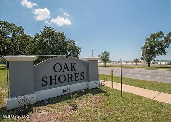 /international/us/1664-beach-boulevard-biloxi-ms-110086659927/