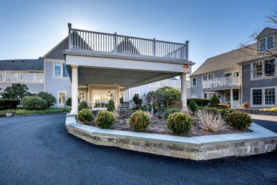 /international/us/5102-heatherwood-yarmouth-port-ma-110108205383/