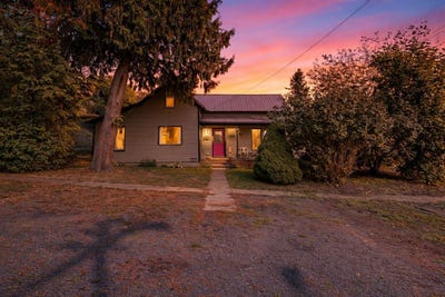 /international/us/602-w-bartlett-st-oakesdale-wa-110106726748/