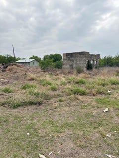 /international/us/18650-indio-blvd-el-indio-tx-110098979326/
