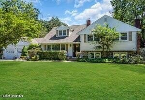 /international/us/411-butterfly-road-jackson-nj-110108576781/