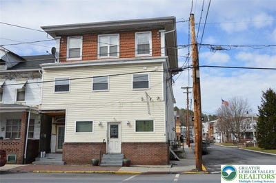 /international/us/60-valley-street-new-philadelphia-boro-pa-110101886624/