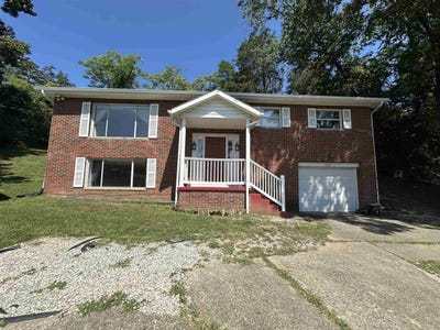 /international/us/1529-whaley-court-huntington-wv-110101476453/