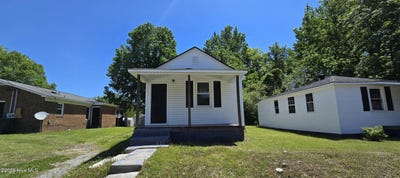 /international/us/1903-s-pitt-street-greenville-nc-110107926151/