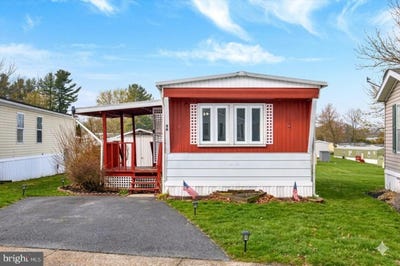 /international/us/96-buttonwood-drive-dillsburg-pa-110105957580/