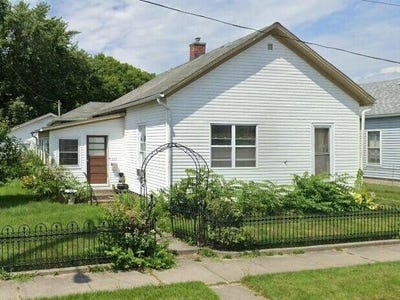 /international/us/221-1st-street-piqua-oh-110106589169/
