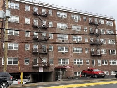 /international/us/8829-kennedy-blvd-north-bergen-nj-110107934965/