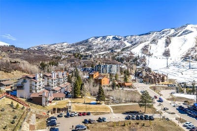 /international/us/1920-ski-time-square-drive-steamboat-springs-co-110106727449/