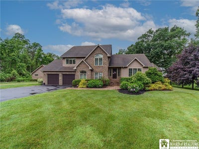 /international/us/5630-w-lake-road-portland-ny-110100971830/