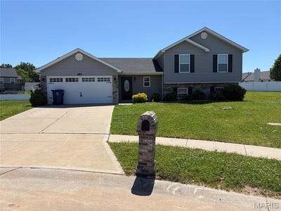 /international/us/483-honeysuckle-creek-dr-drive-wentzville-mo-110108060539/